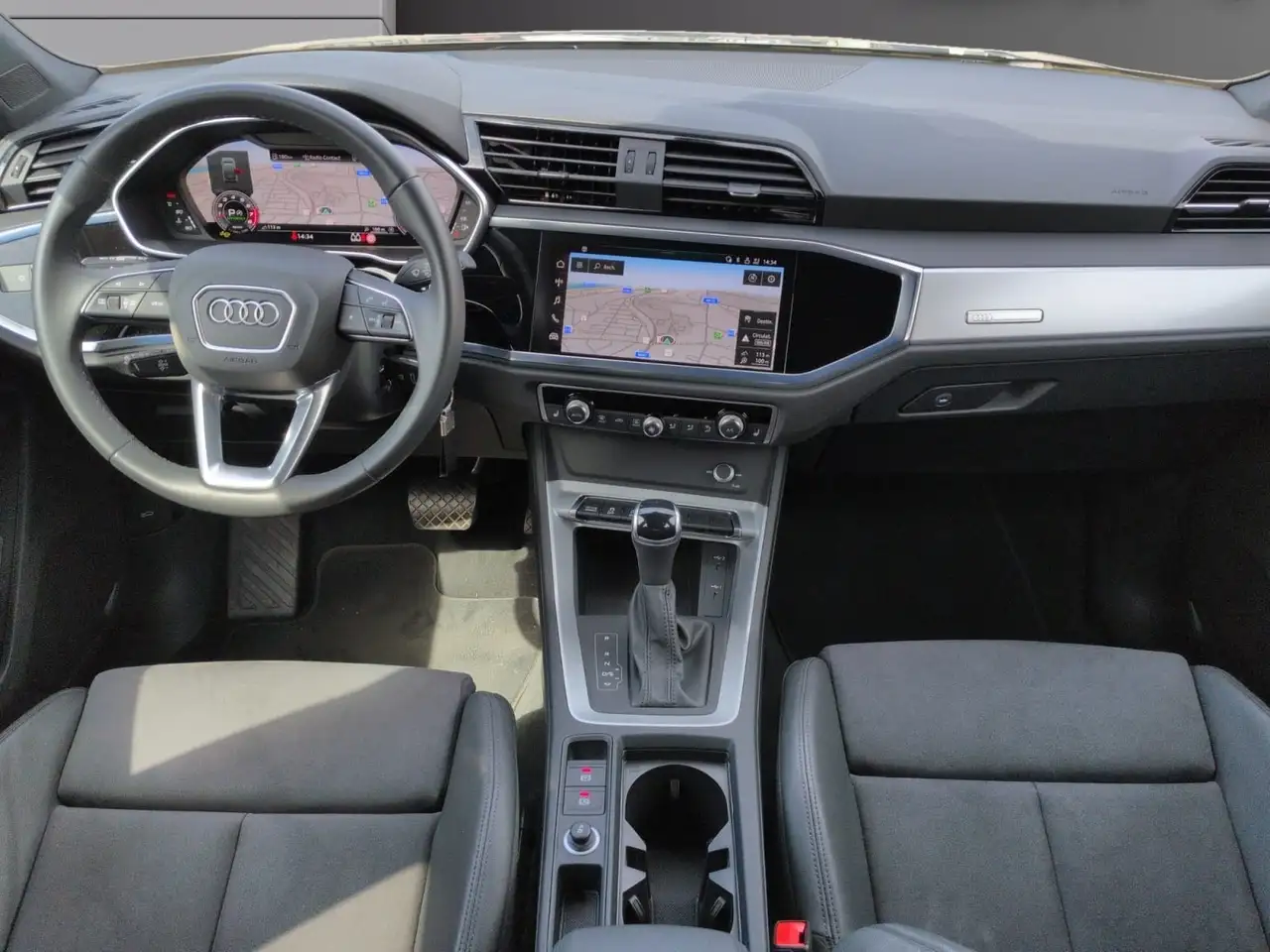 Audi Q3 - 11
