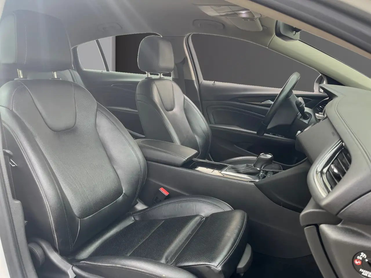 Opel Insignia - 10