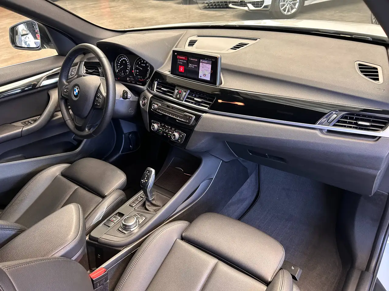 BMW X1 - 10