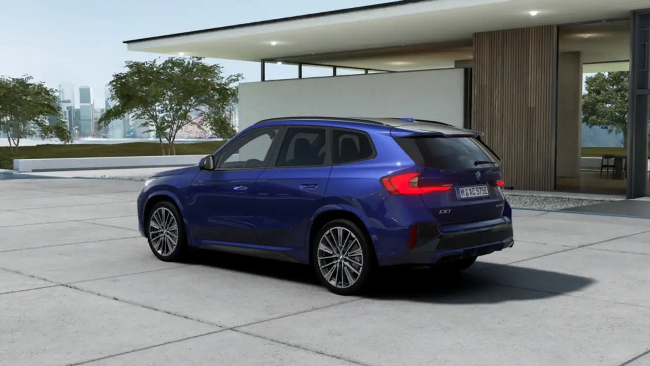 BMW iX1 - 2