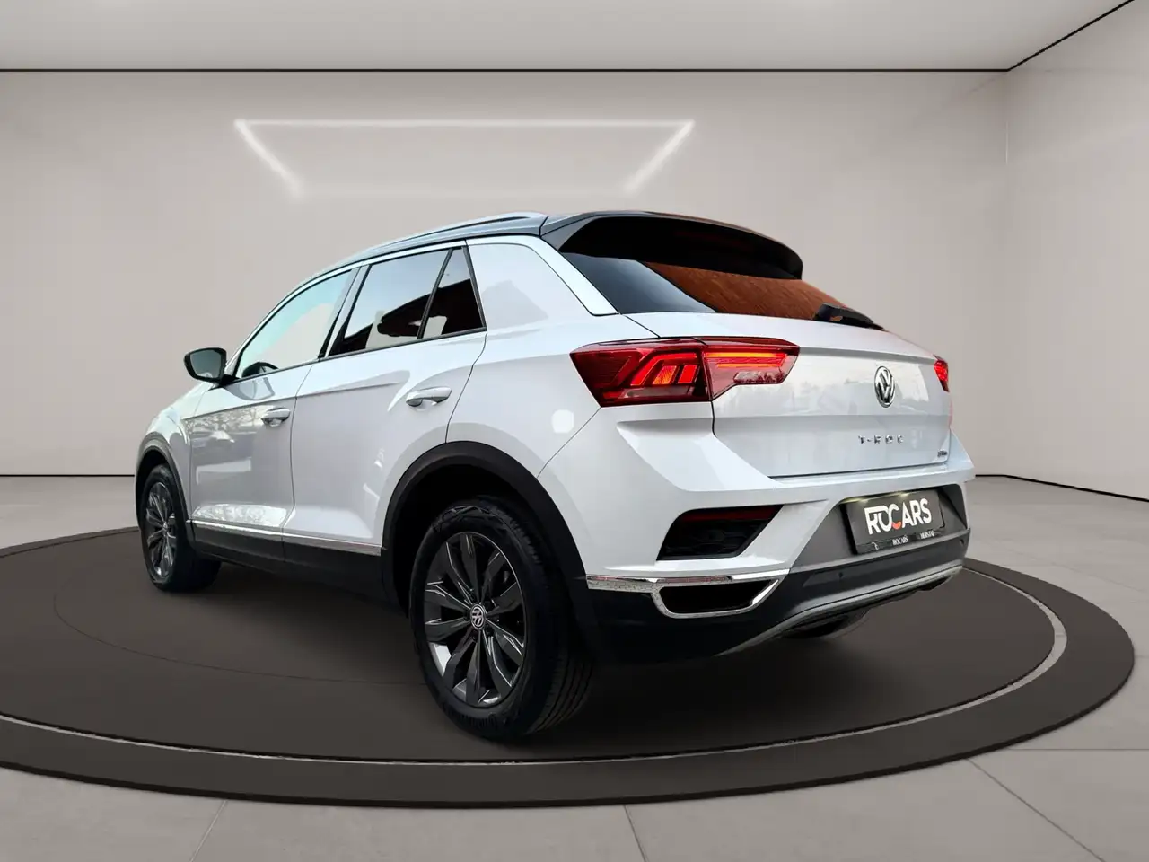 Volkswagen T-Roc - 10