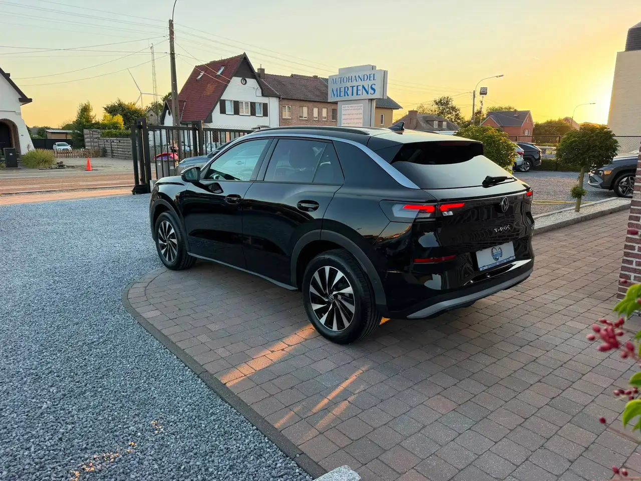 Volkswagen T-Roc - 6