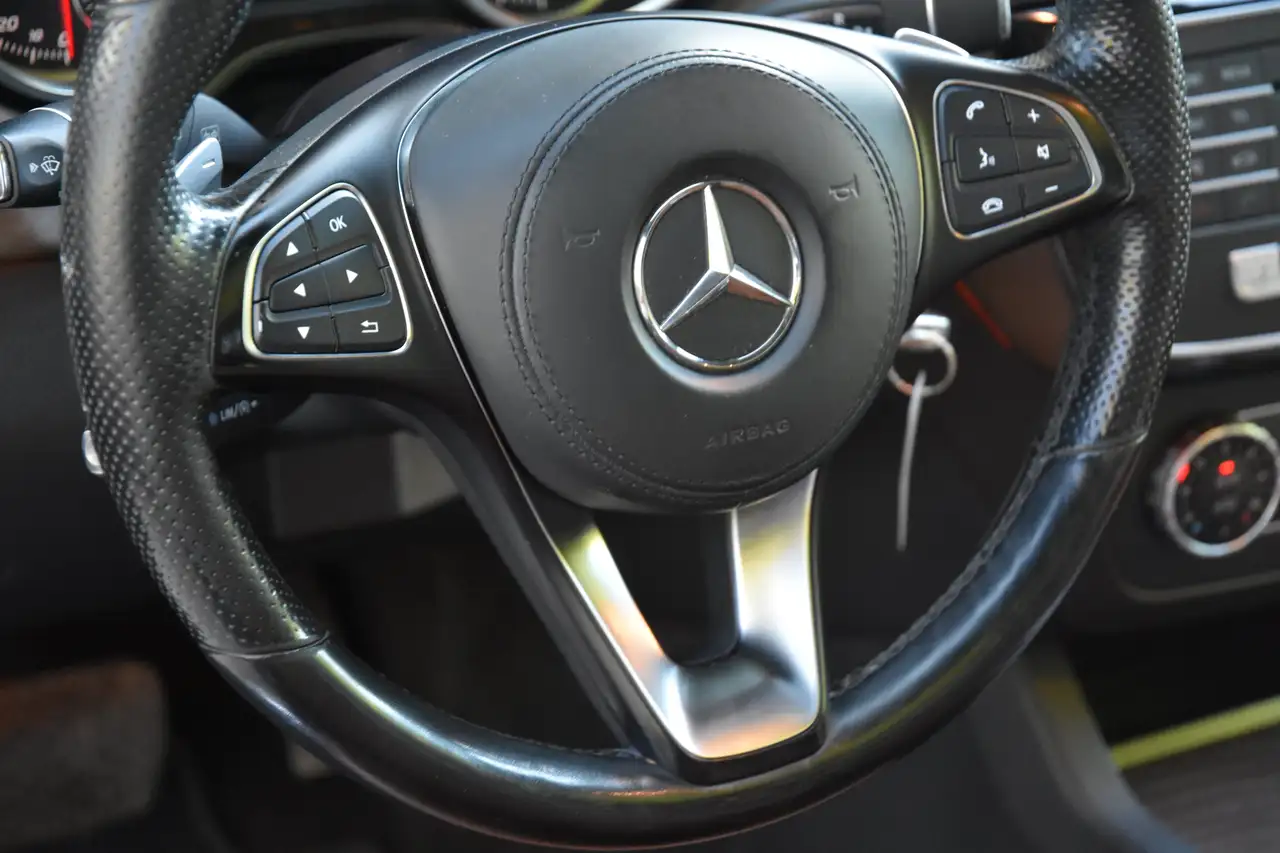 Mercedes-Benz GLS 350 - 11