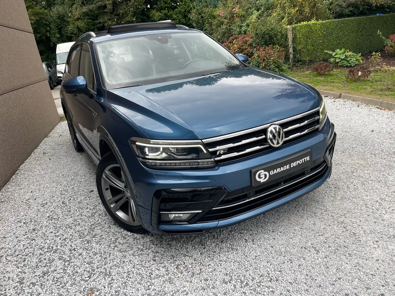 Volkswagen Tiguan - 8