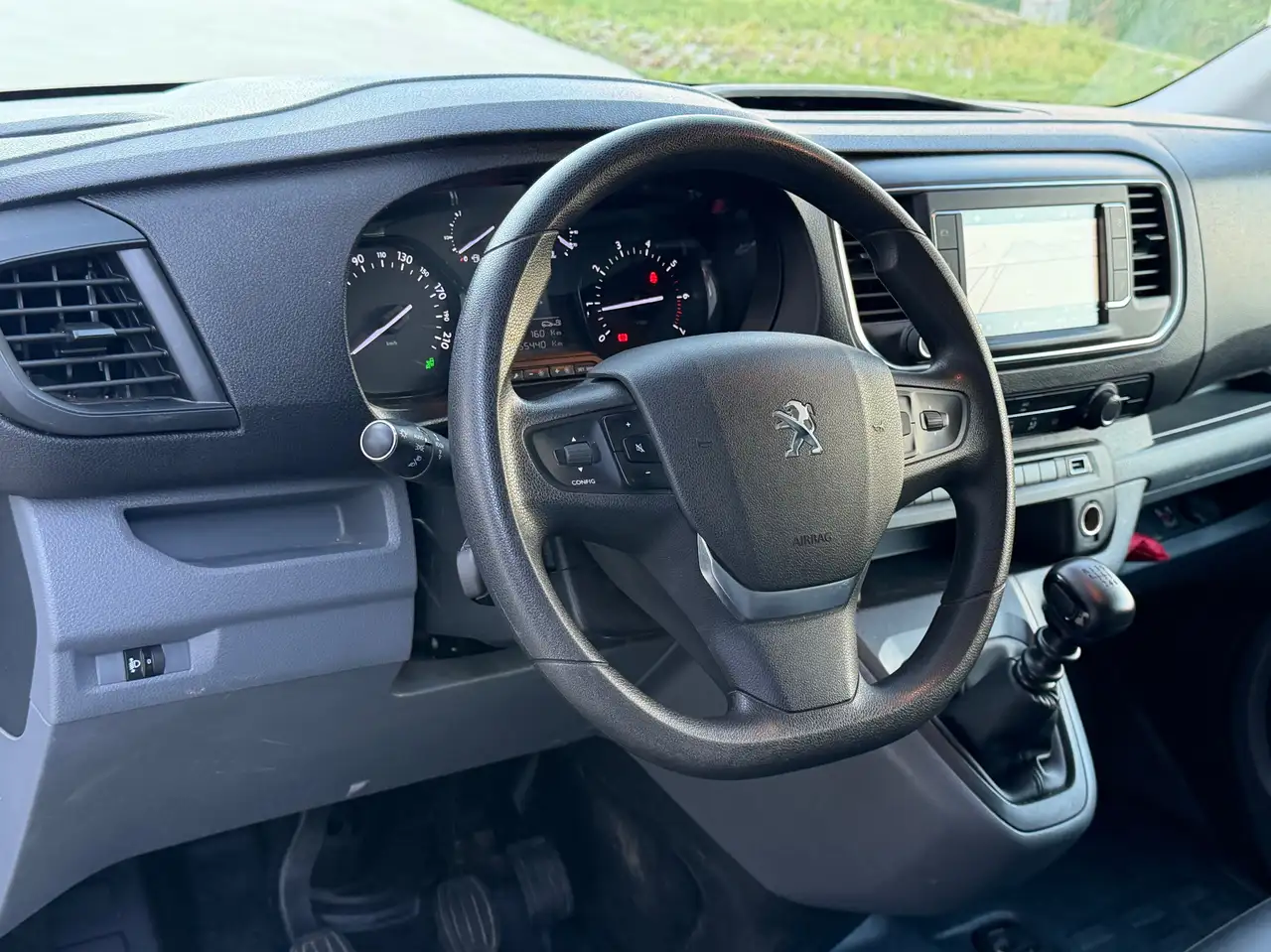 Peugeot Expert - 8