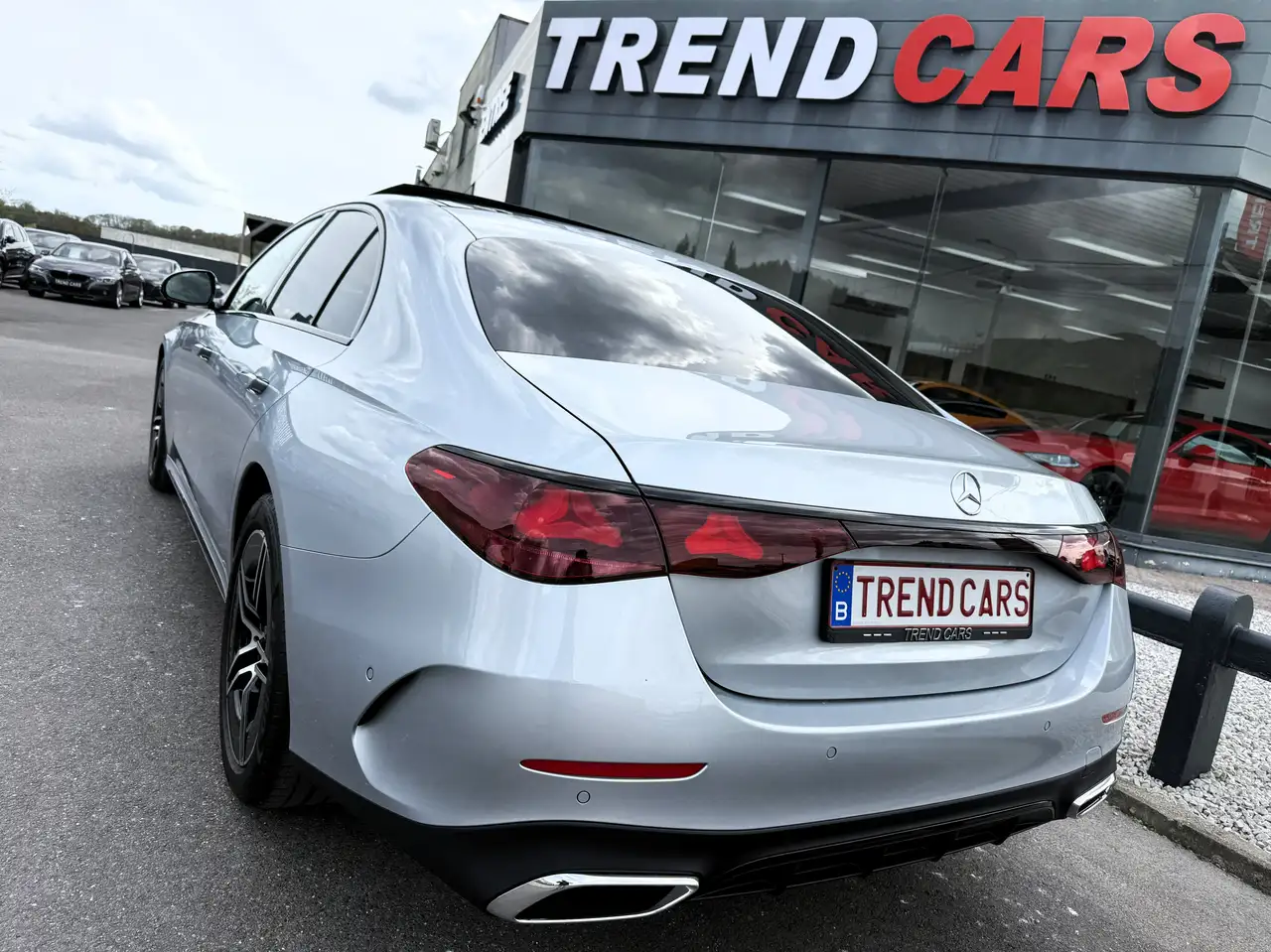 Mercedes-Benz E 200 - 5