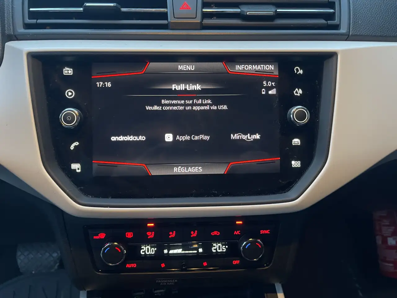 SEAT Arona - 11