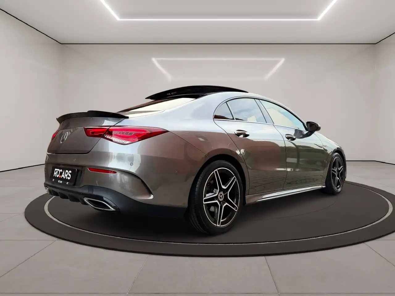 Mercedes-Benz CLA 180 - 9