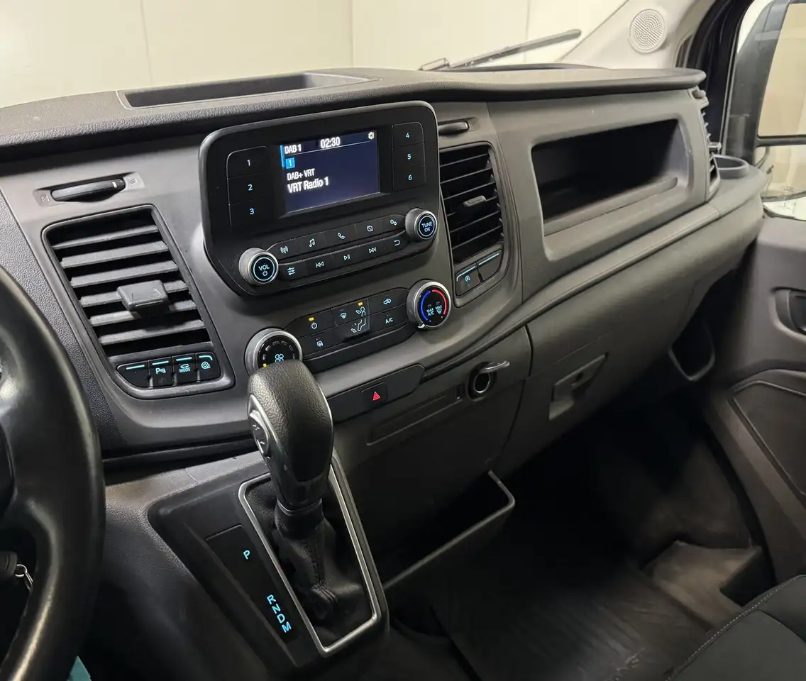 Ford Transit - 12