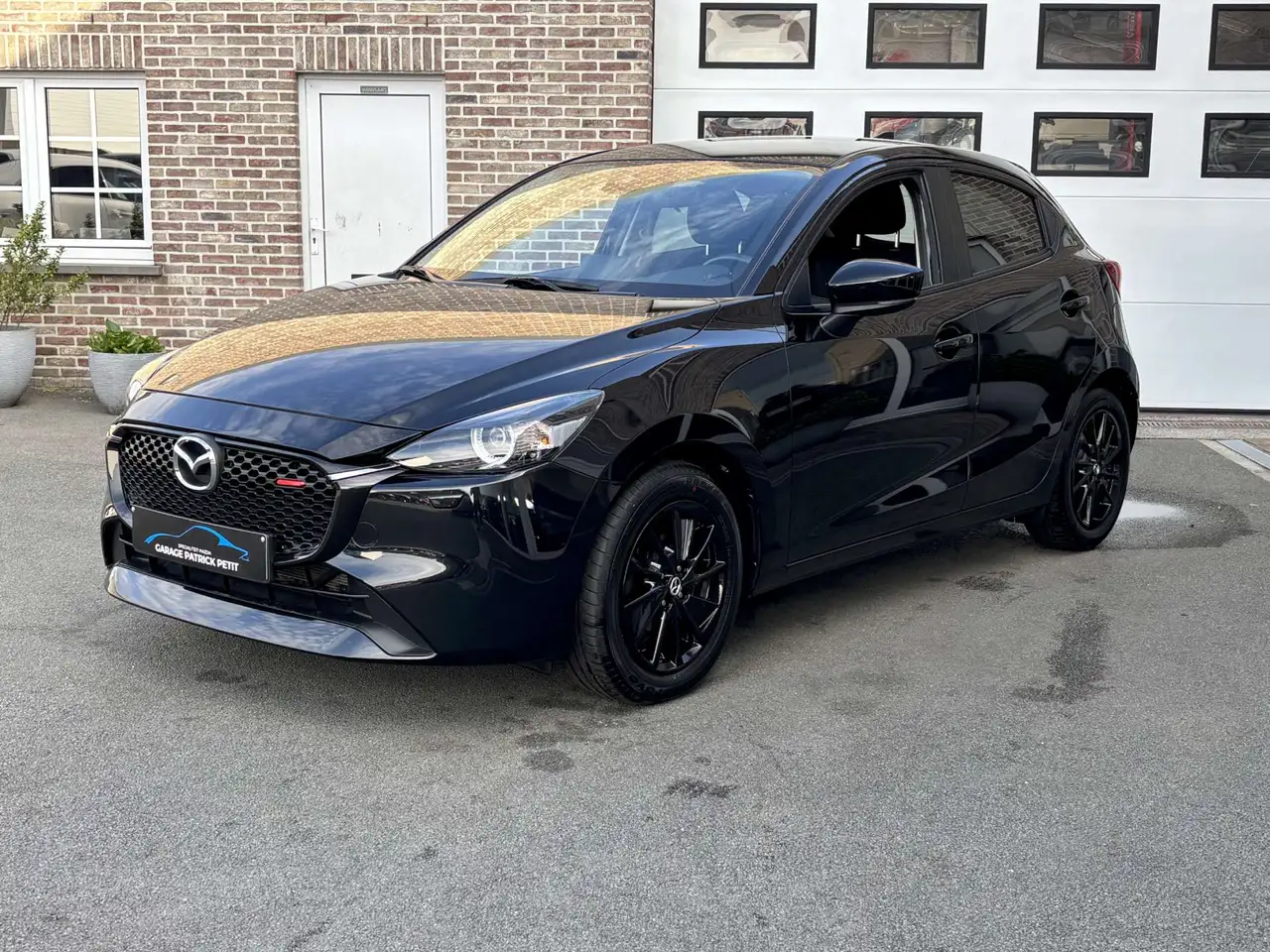 Mazda 2 - 3