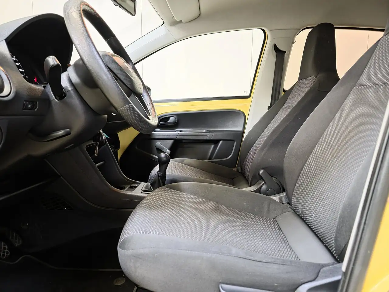 SEAT Mii - 8