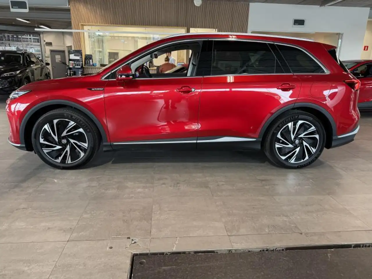 MG MGS6 EV - 10