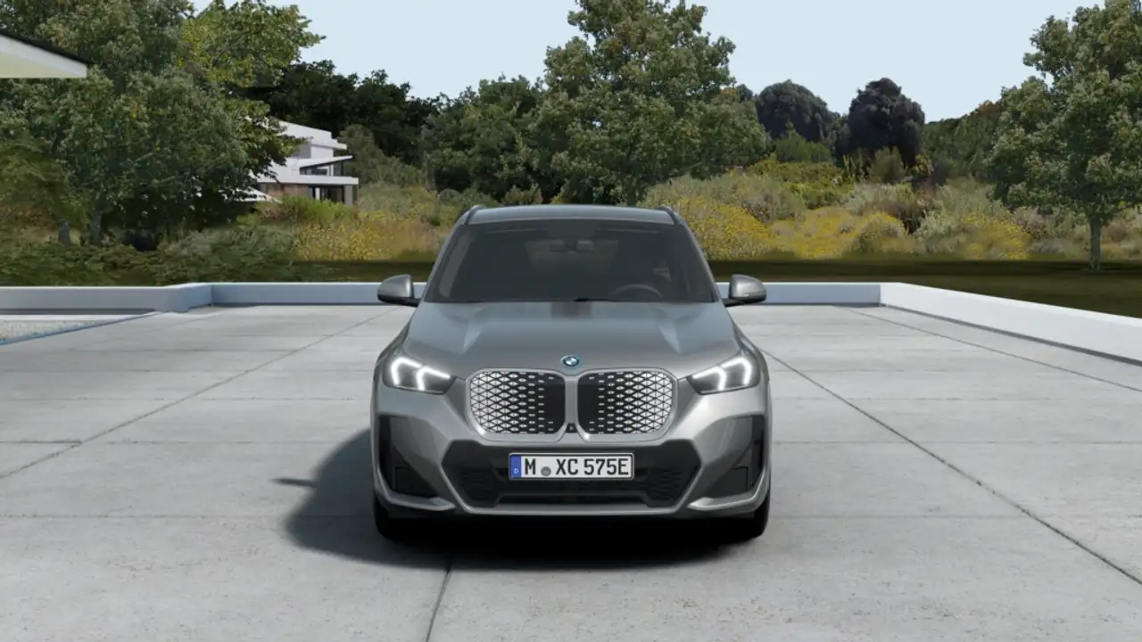 BMW iX1 - 4