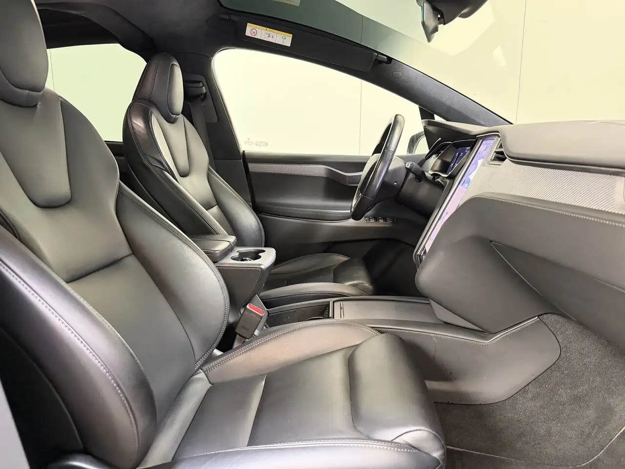 Tesla Model X - 2
