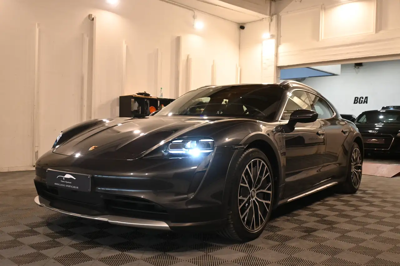 Porsche Taycan - 5