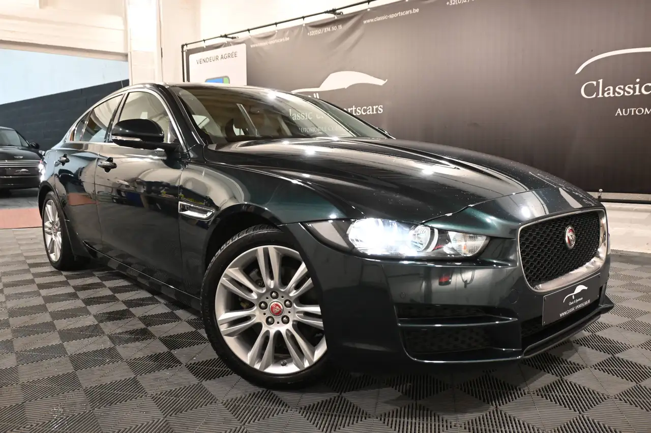 Jaguar XE - 3