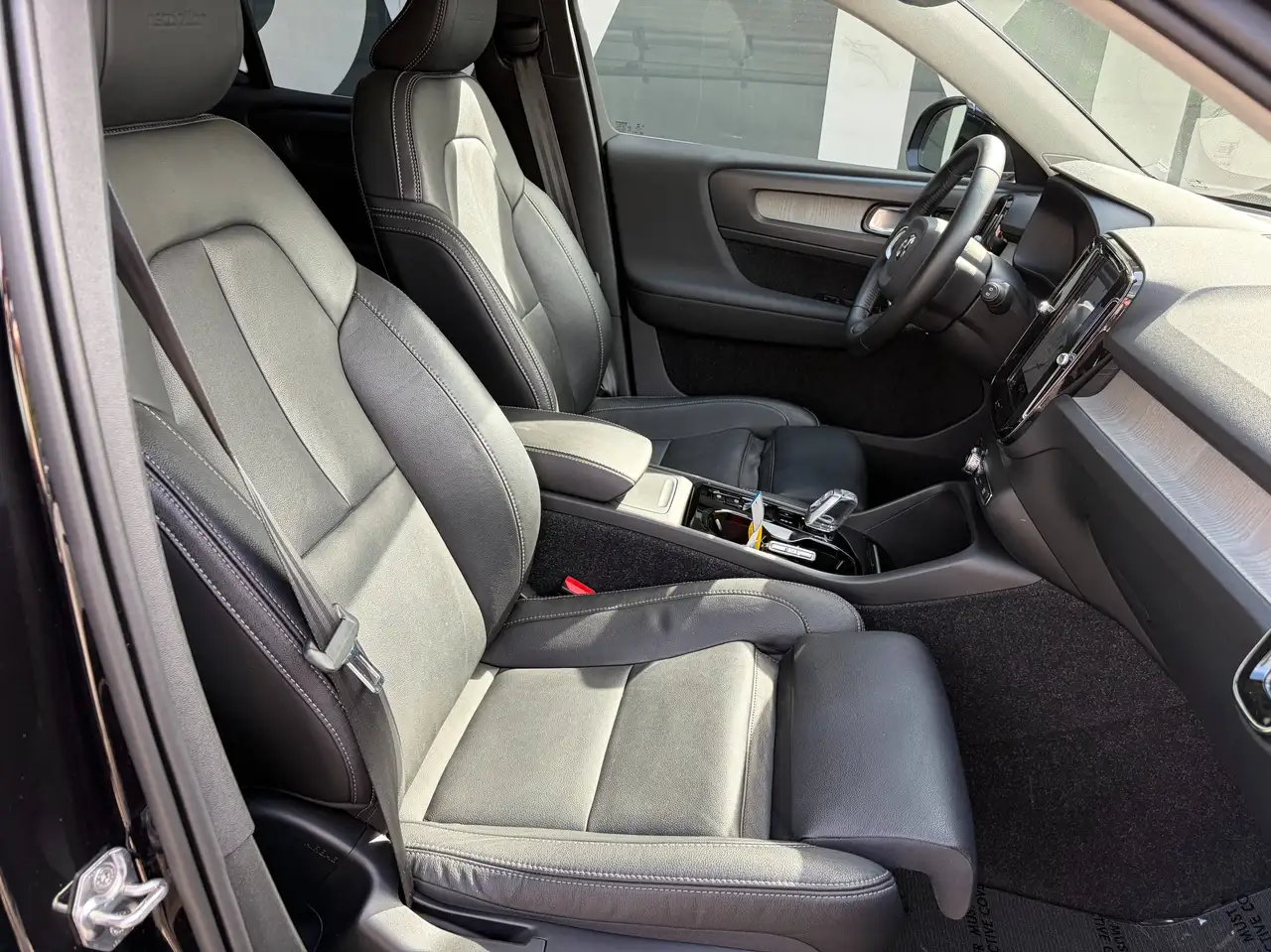 Volvo XC40 - 8