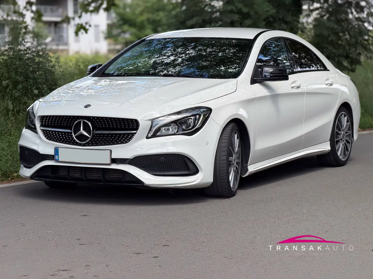 Mercedes-Benz CLA 200 - 4