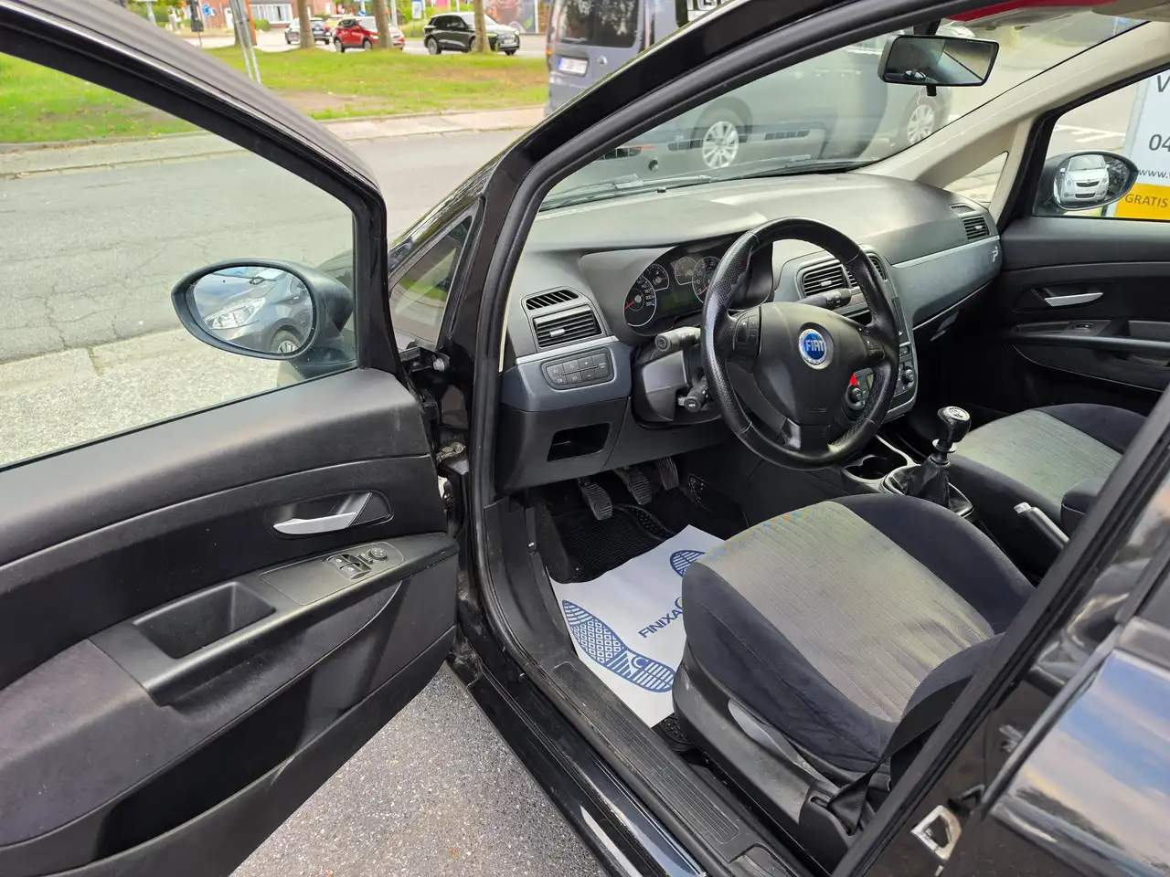 Fiat Grande Punto - 7