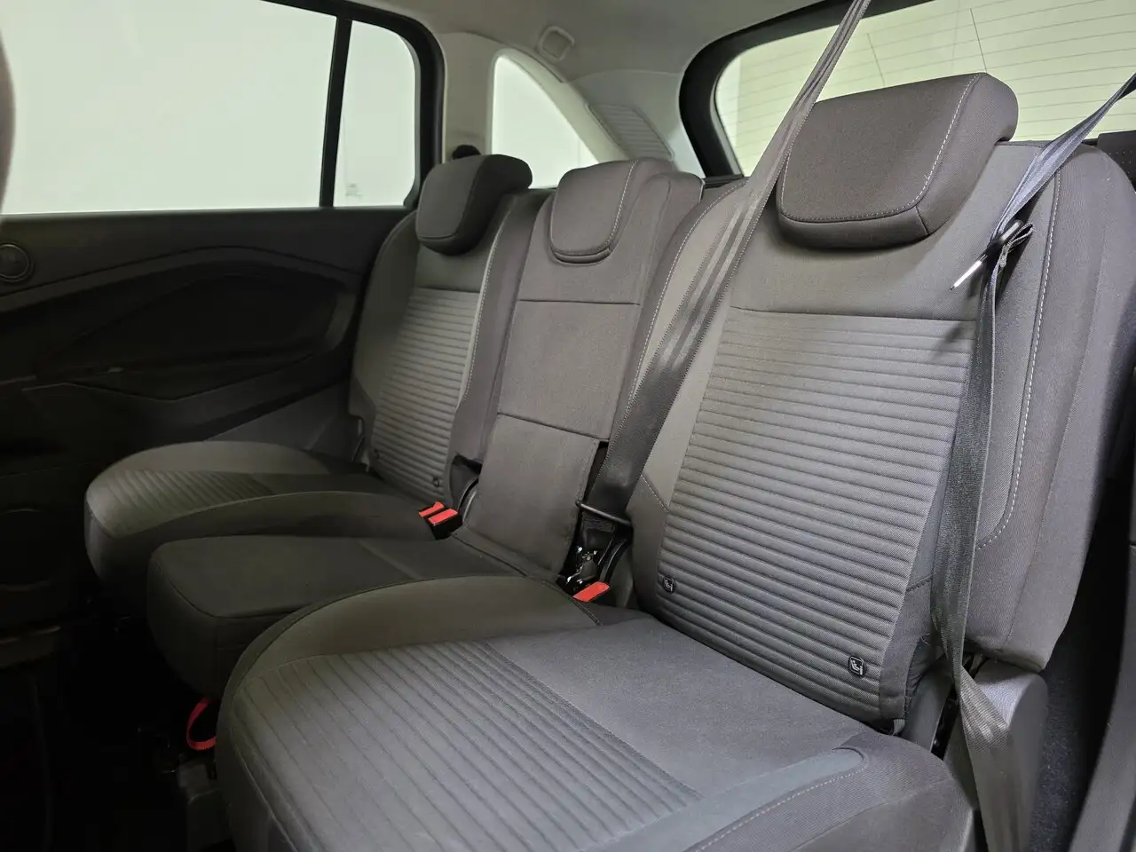 Ford Grand C-Max - 10
