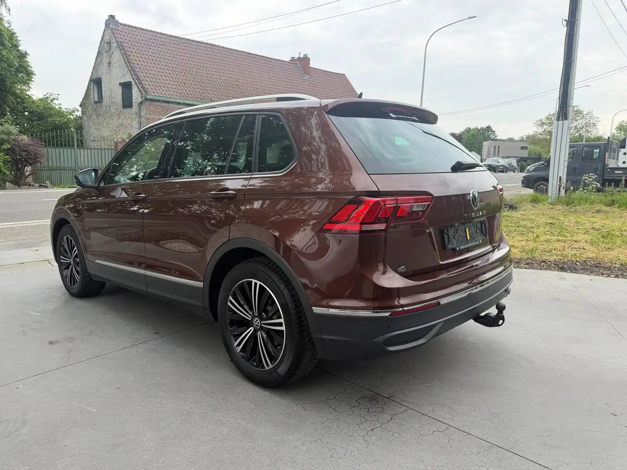 Volkswagen Tiguan - 5