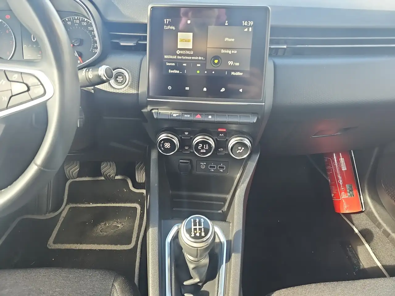 Renault Clio - 11