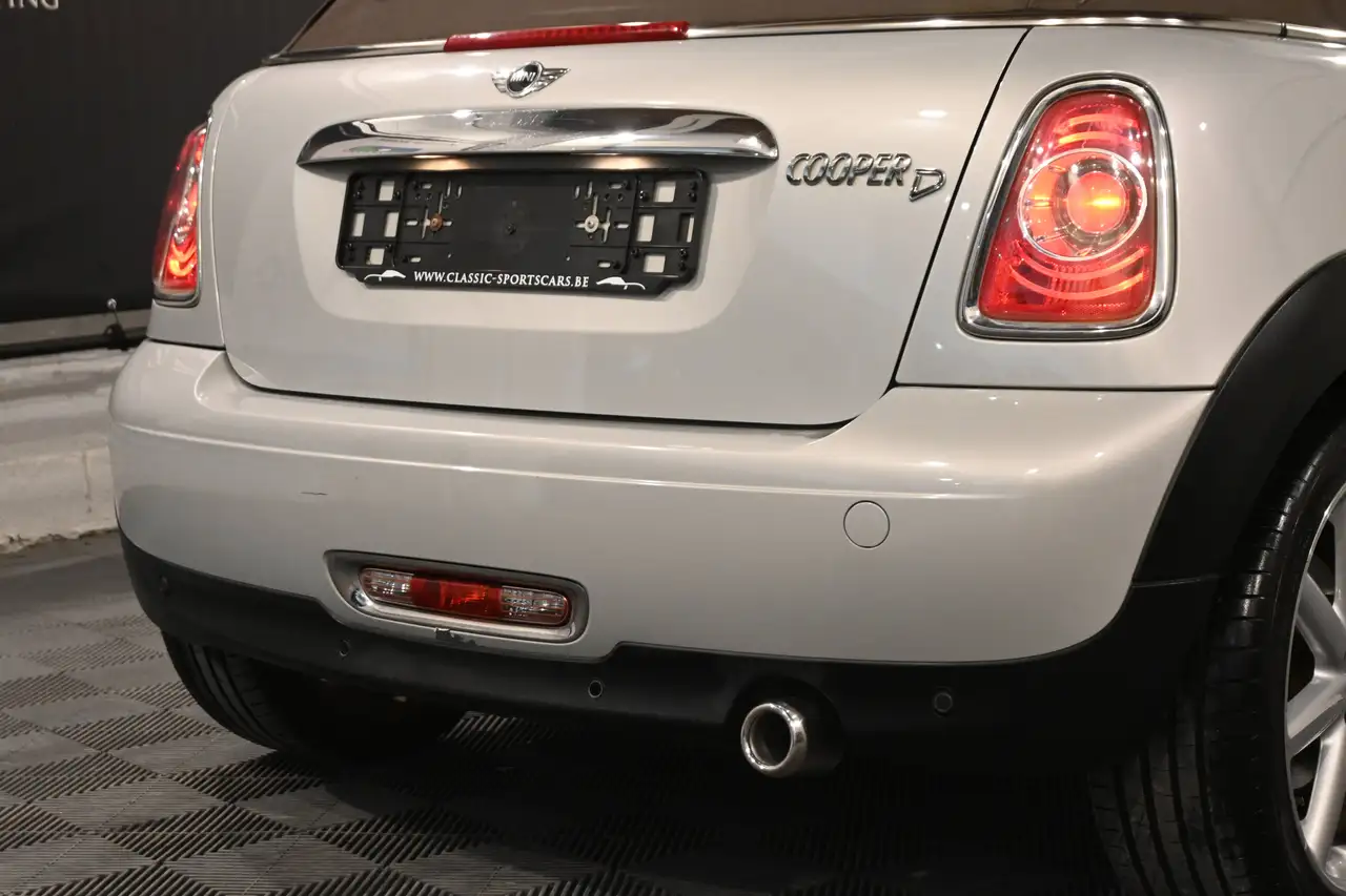 MINI Cooper D Cabrio - 9