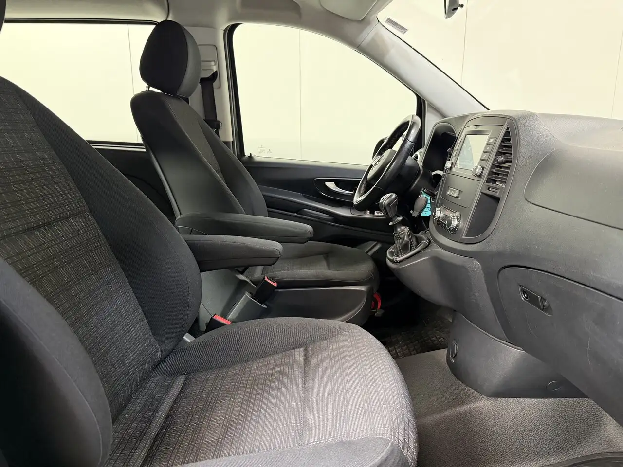 Mercedes-Benz Vito - 2