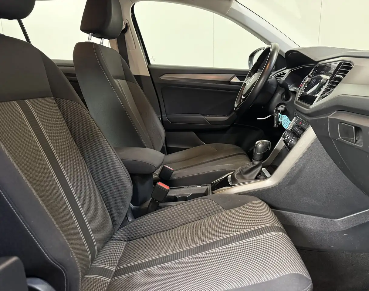 Volkswagen T-Roc - 2