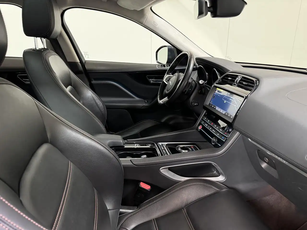 Jaguar F-Pace - 2