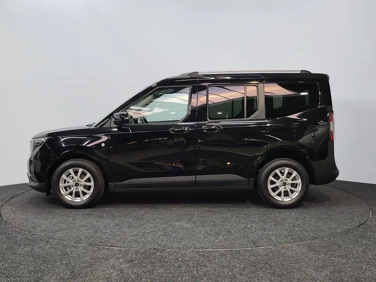 Ford Tourneo Courier - 3