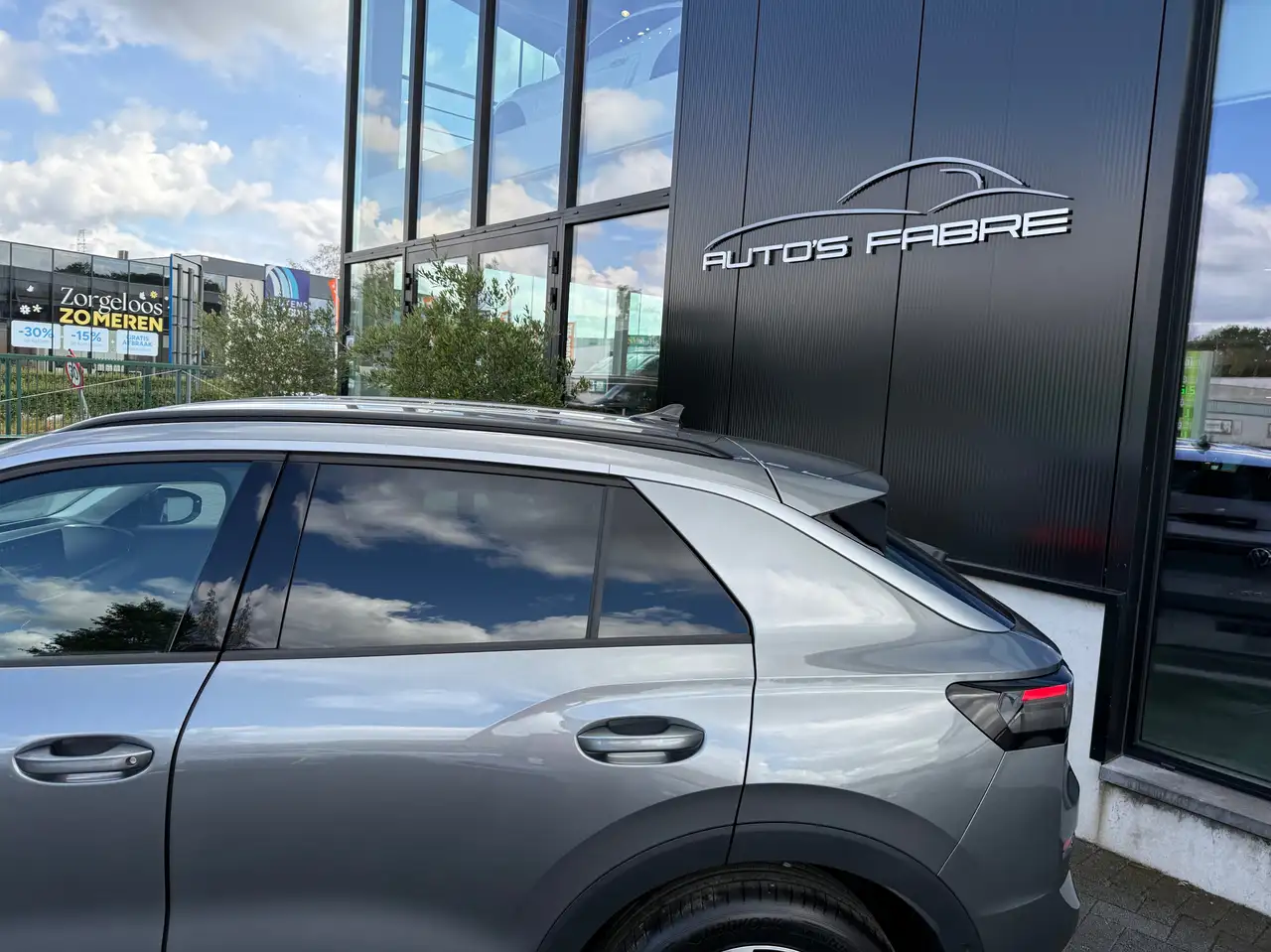 Volkswagen T-Roc - 6