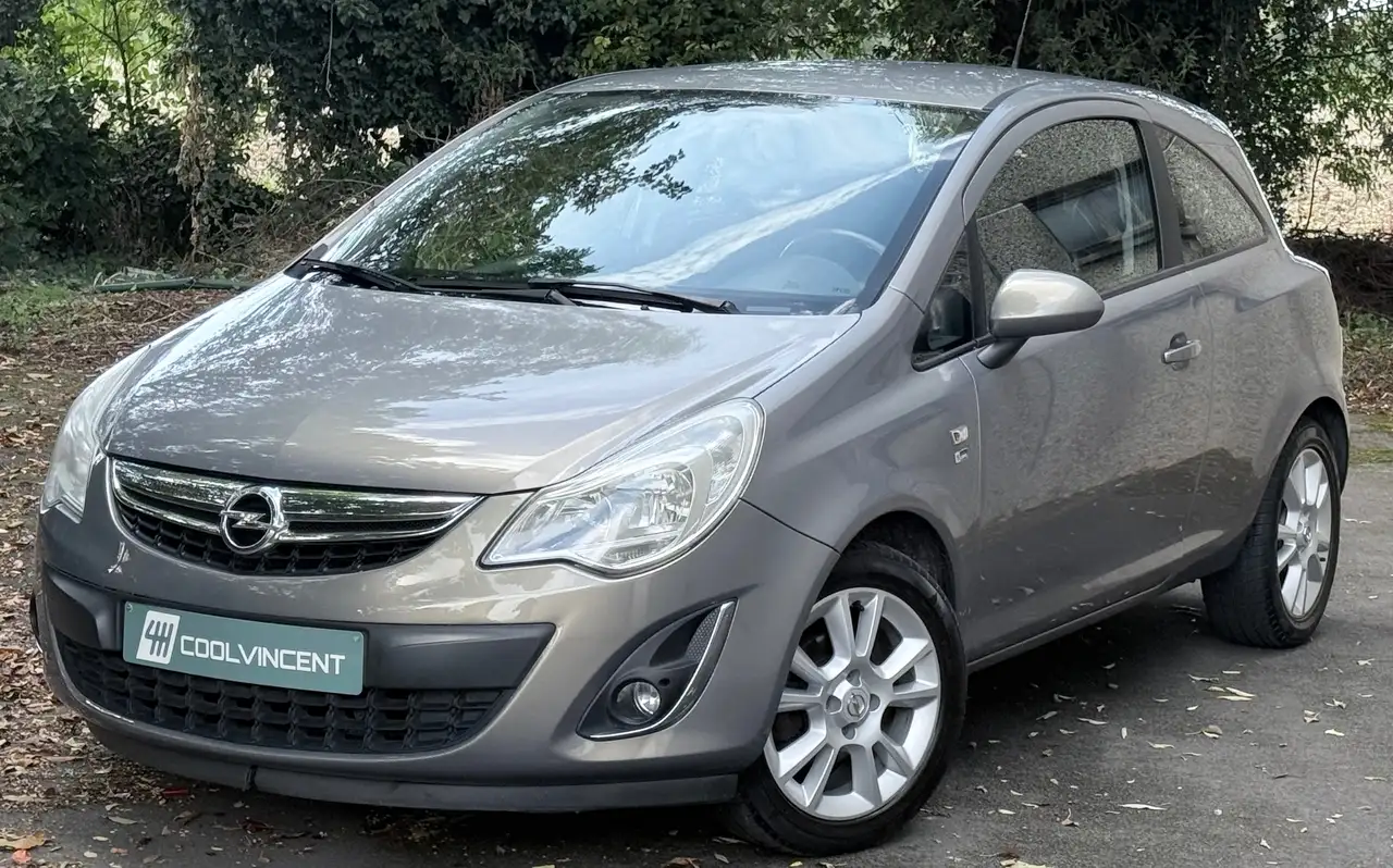 Opel Corsa - 1