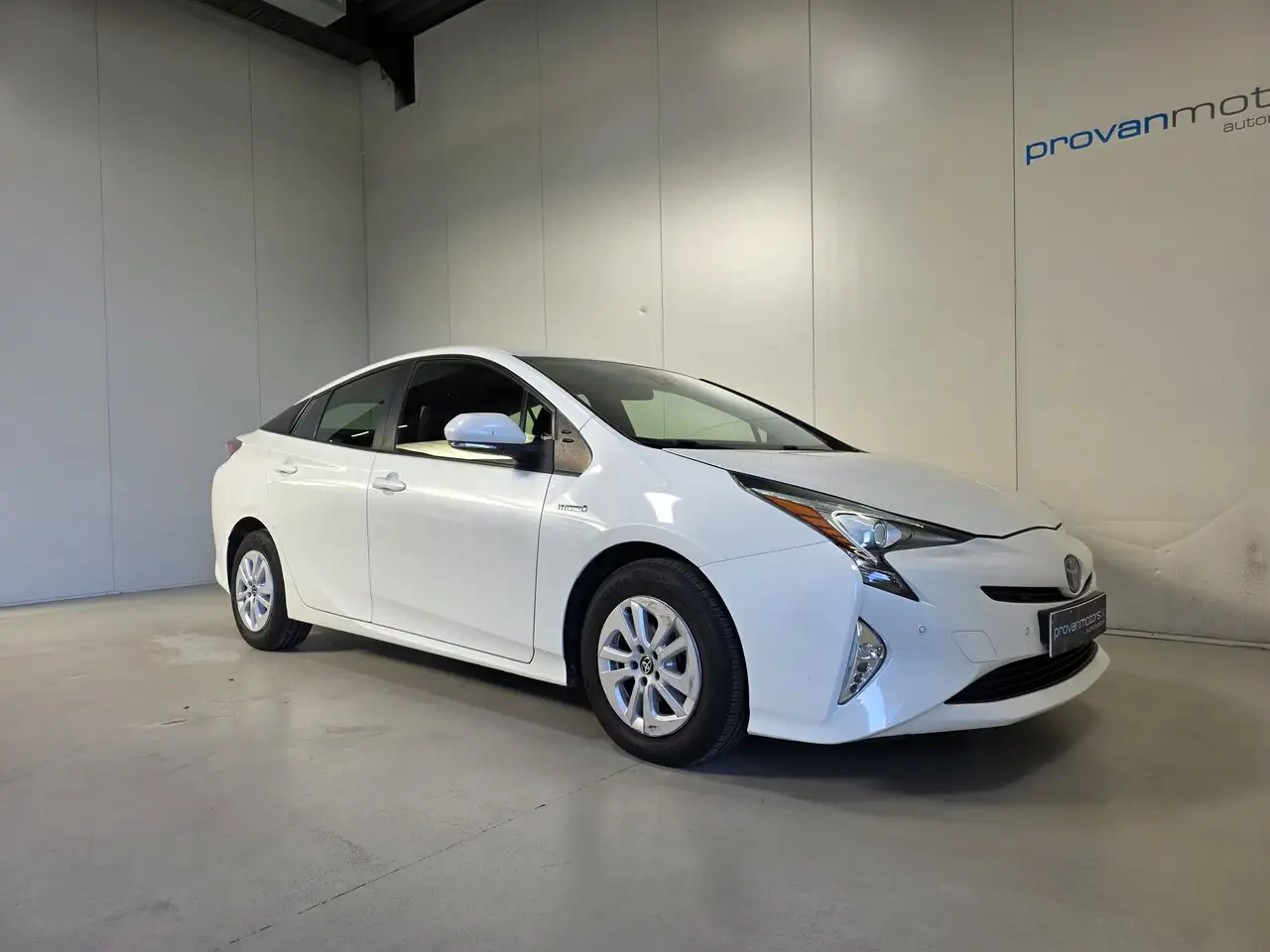 Toyota Prius - 5