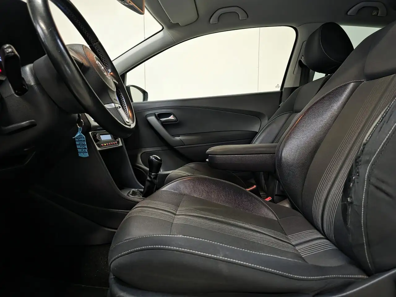 Volkswagen Polo - 9