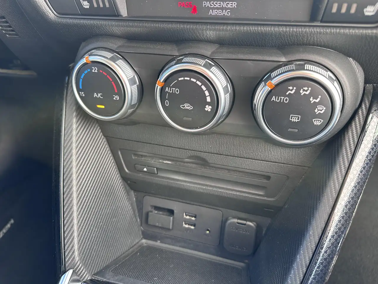 Mazda 2 - 11