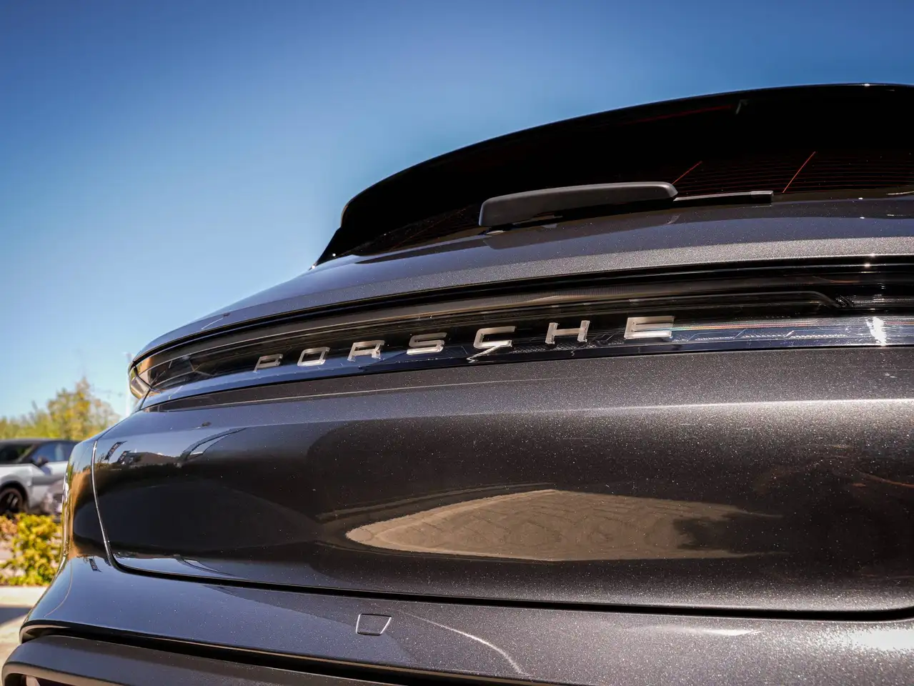 Porsche Taycan - 9