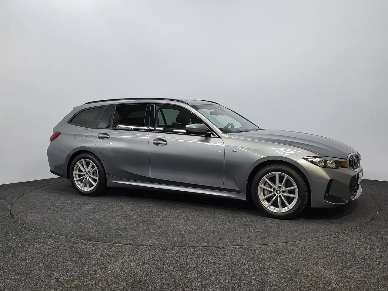 BMW 330 - 8