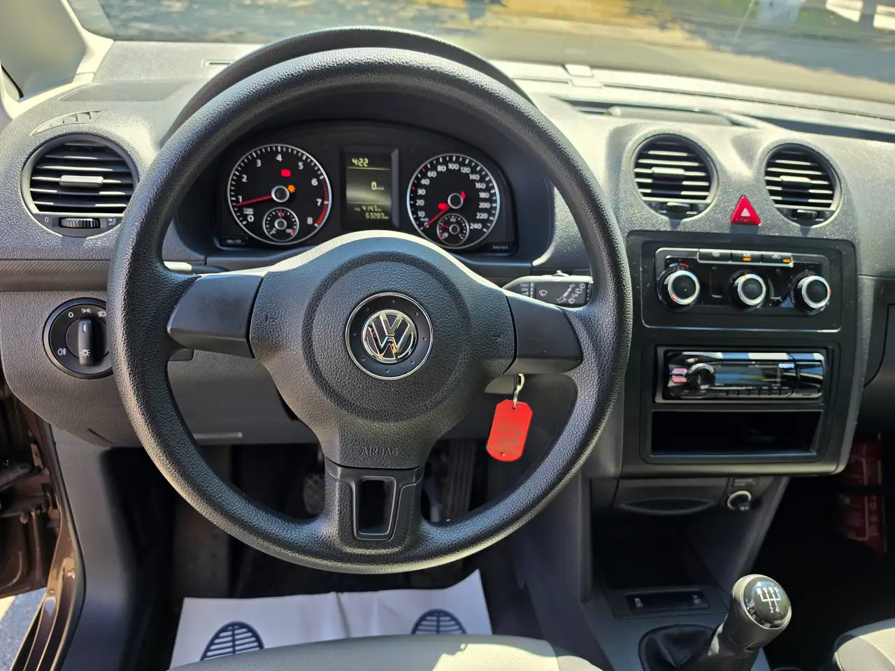 Volkswagen Caddy - 12