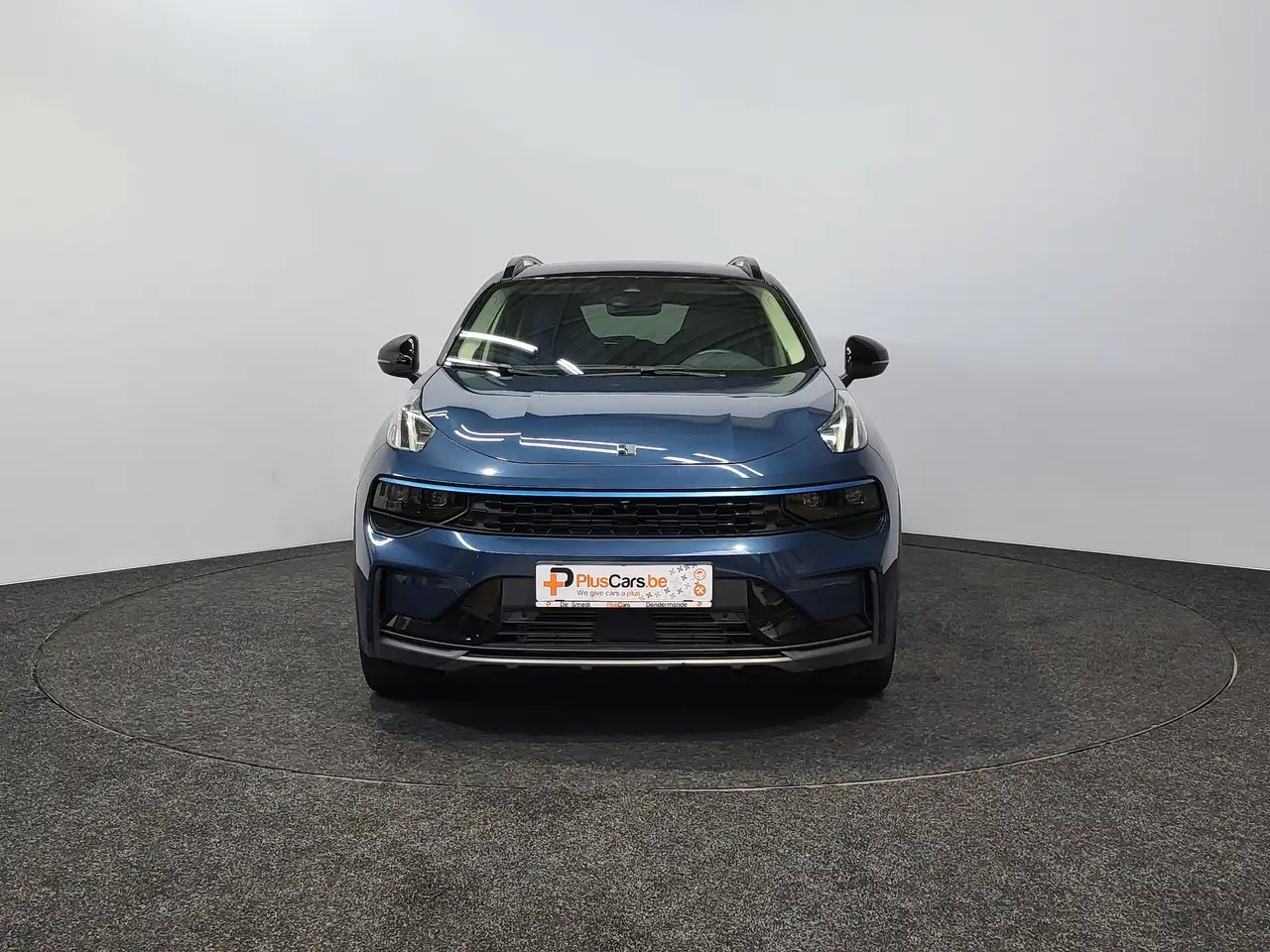 Lynk & Co 01 - 2