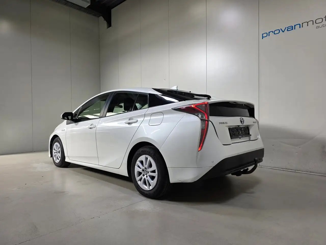 Toyota Prius - 6