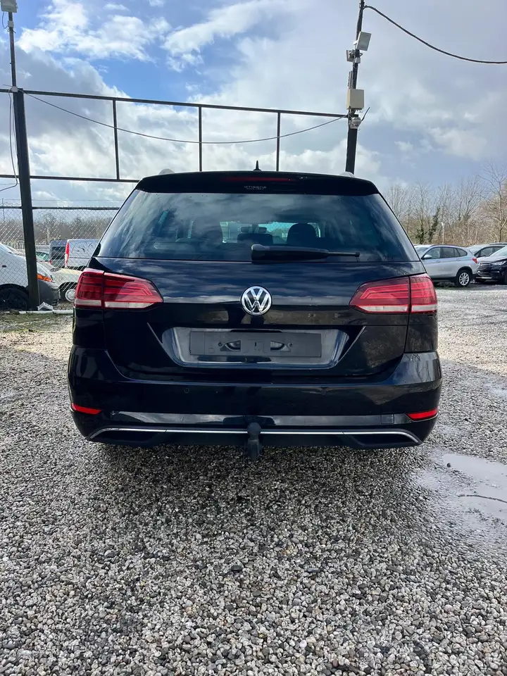 Volkswagen Golf Variant - 2