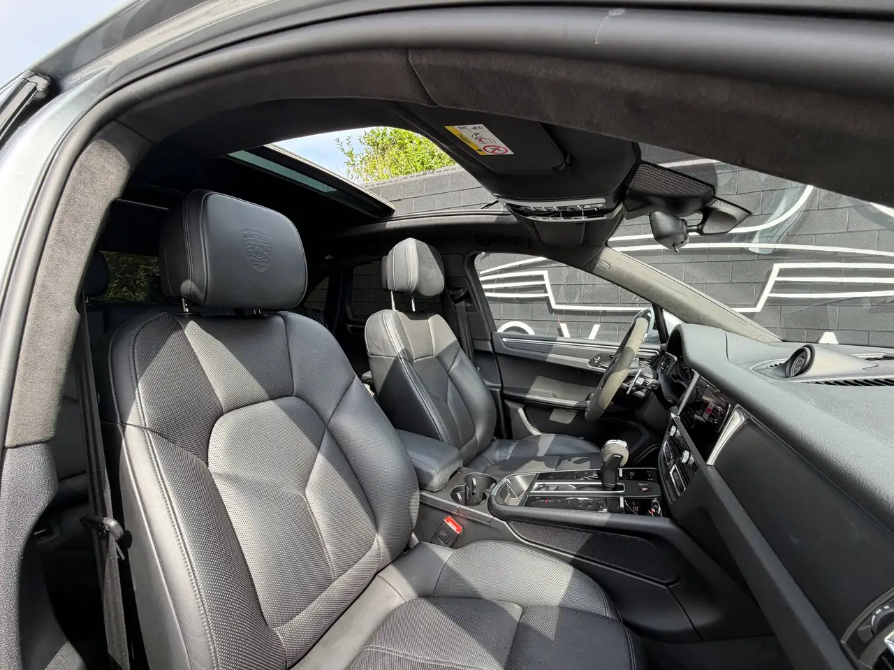 Porsche Macan - 11