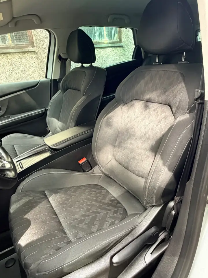 Renault Scenic - 11