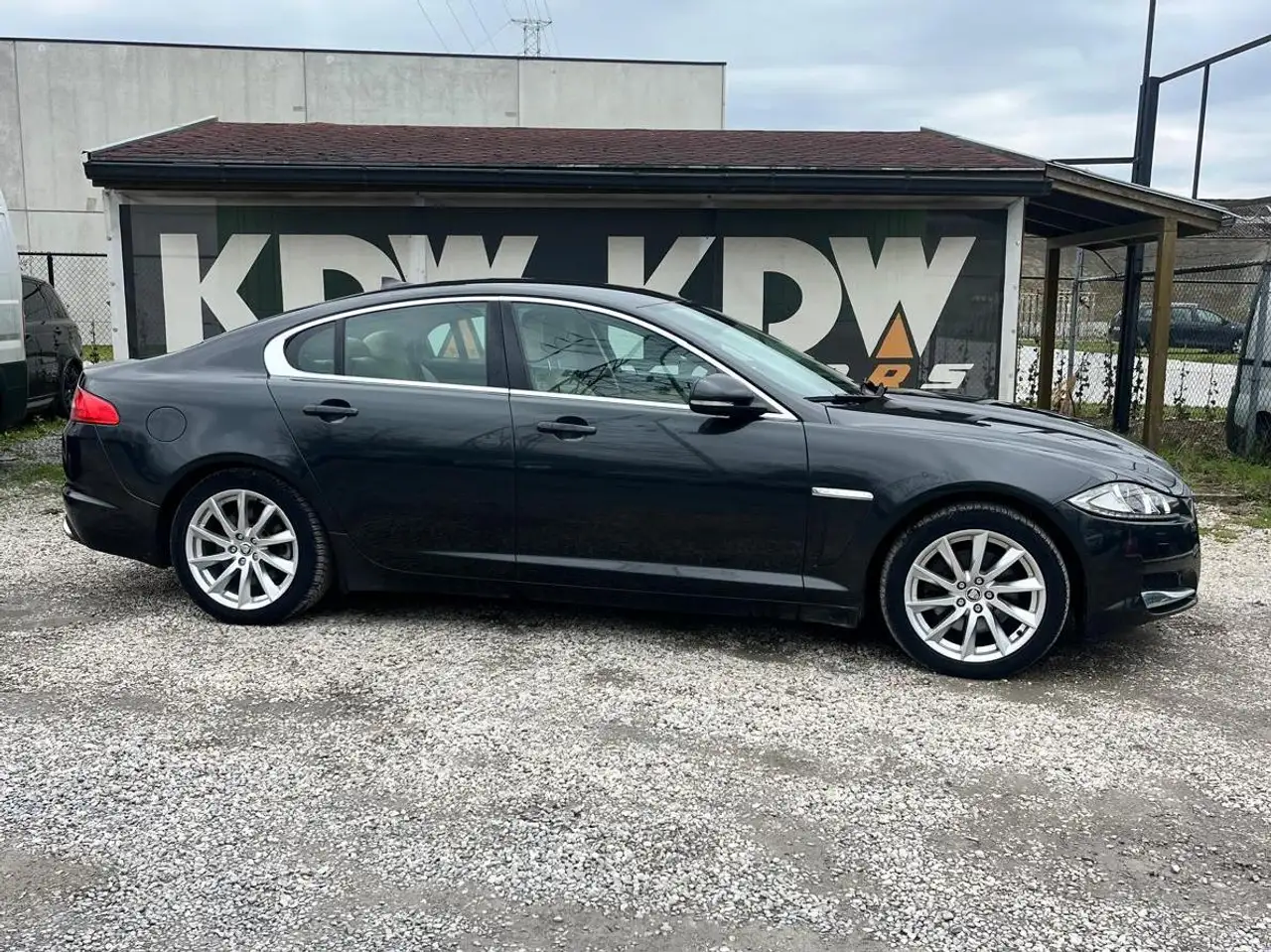 Jaguar XF - 3