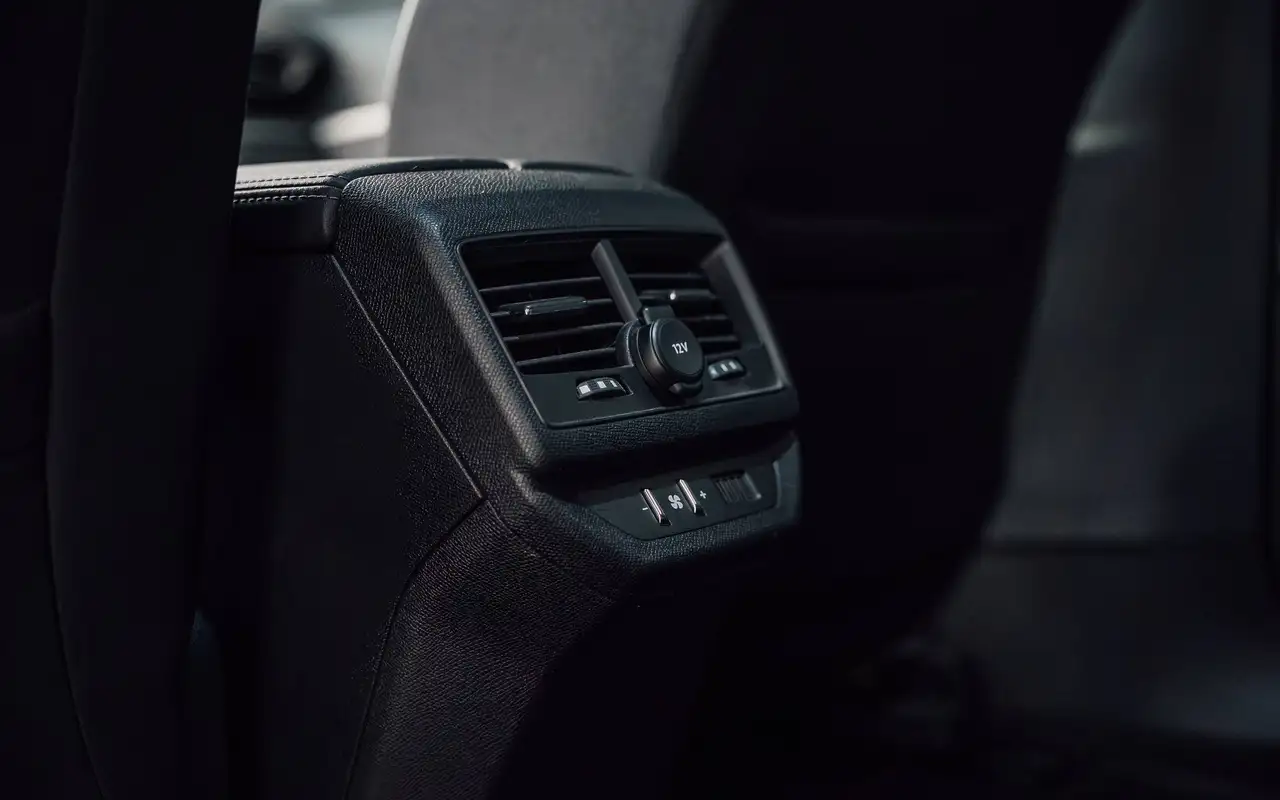 Peugeot 5008 - 8