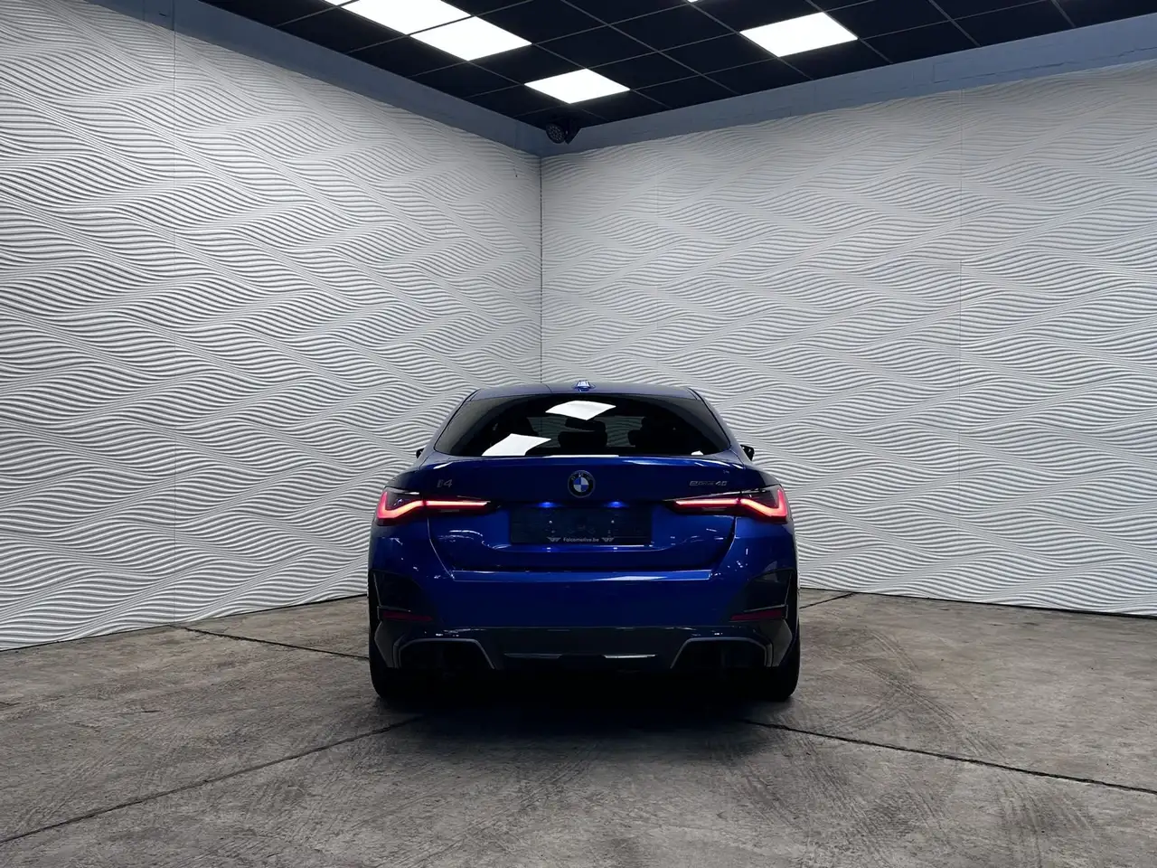 BMW i4 - 9