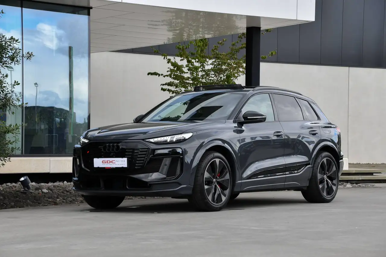 Audi SQ6 e-tron - 11