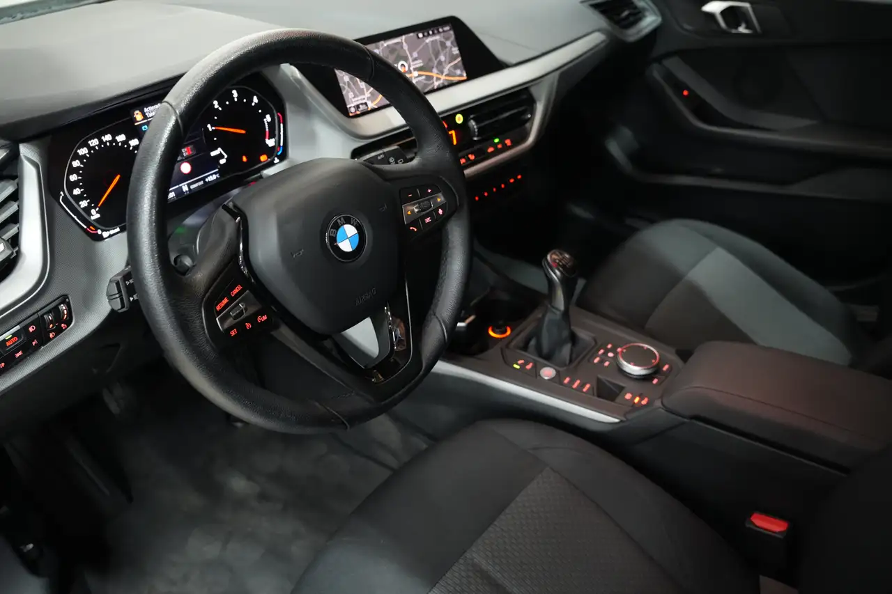 BMW 116 - 8