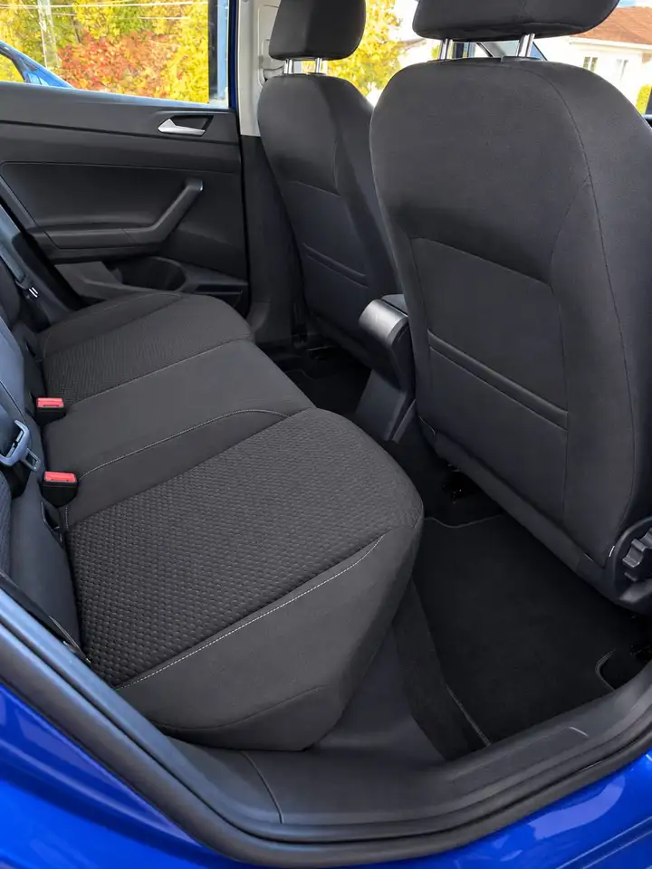 Volkswagen Polo - 12